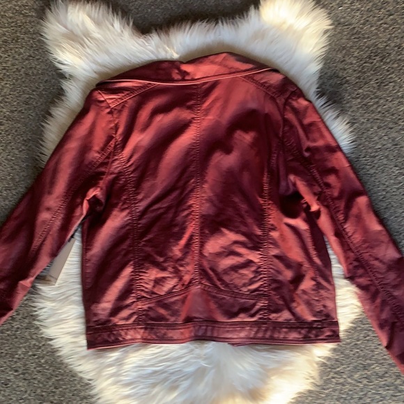 NWT Burgundy Vegan Leather Moto Jacket - Picture 8 of 10